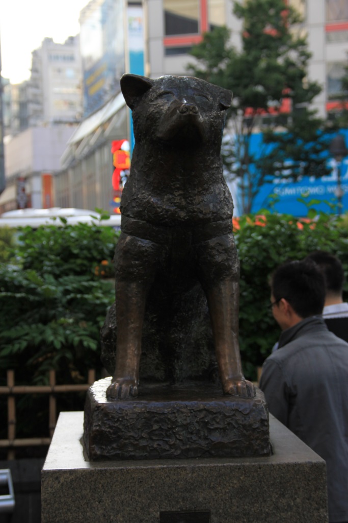La statue du fameux chien
