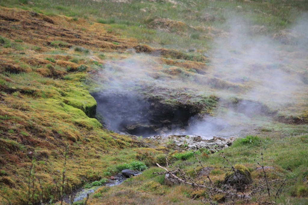 Source chaude au fond de Hveragerði