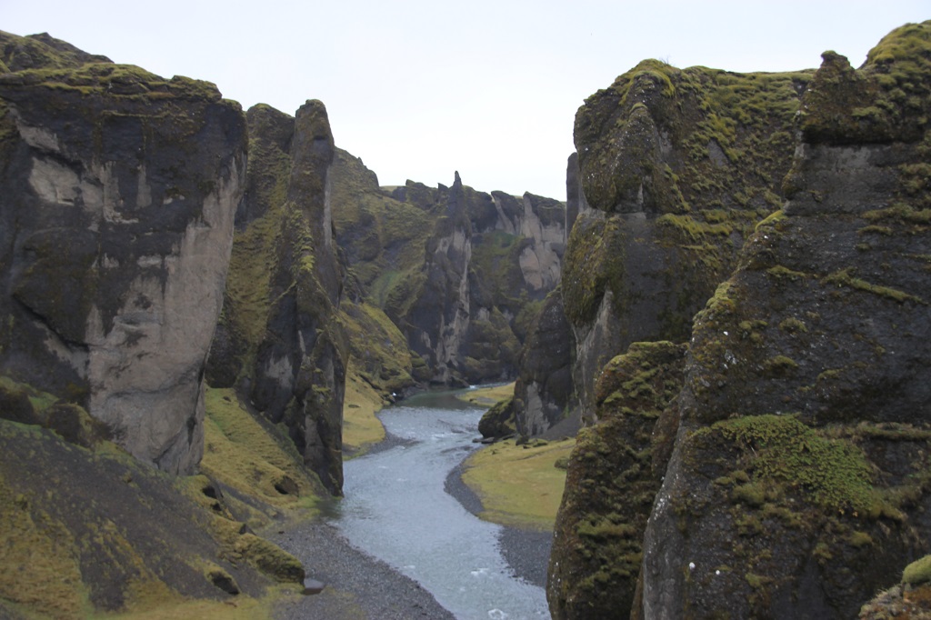 Le canyon de Fjaðrárgljúfur